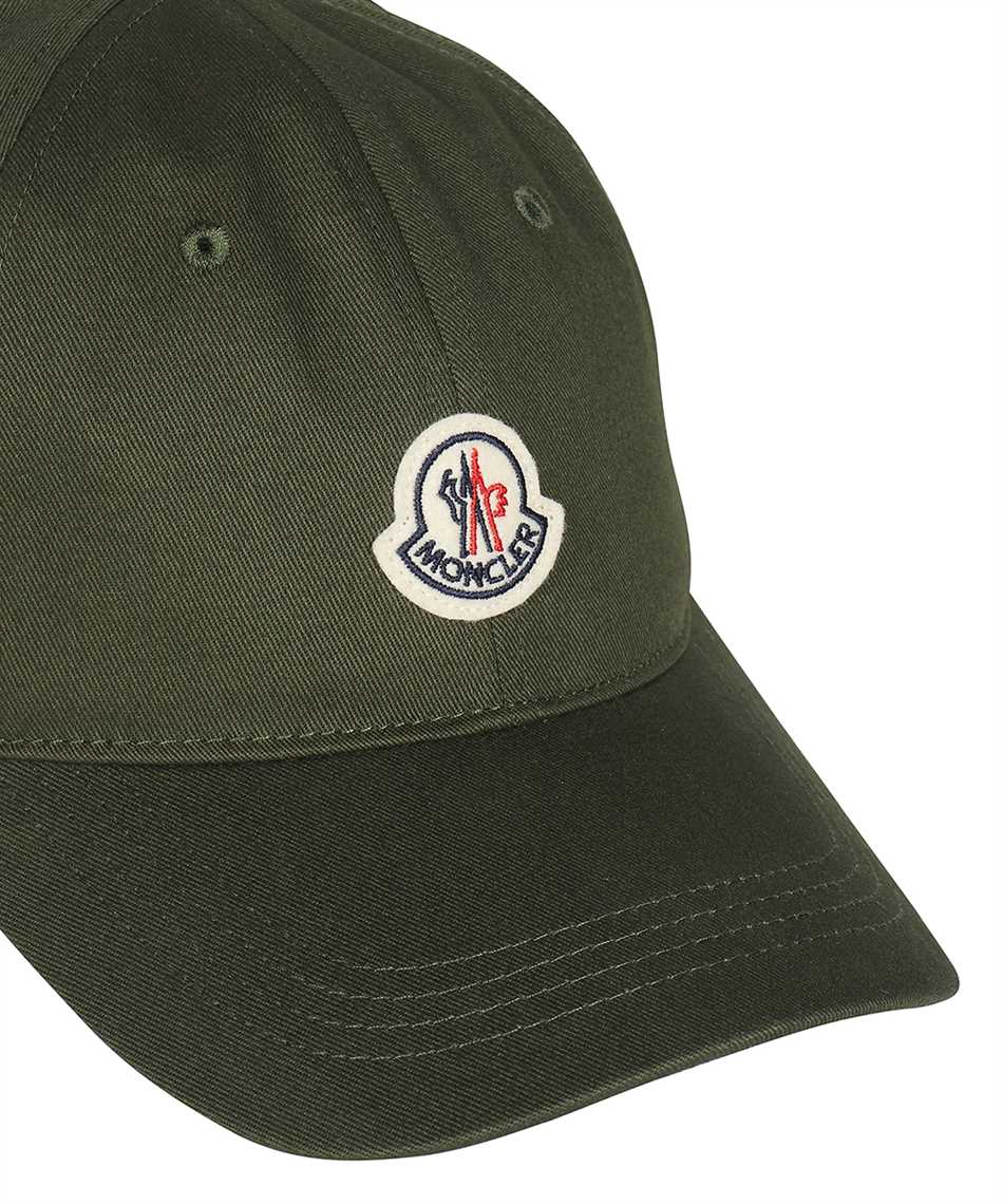 Moncler 3B000.14 V0090 LOGO BASEBALL 