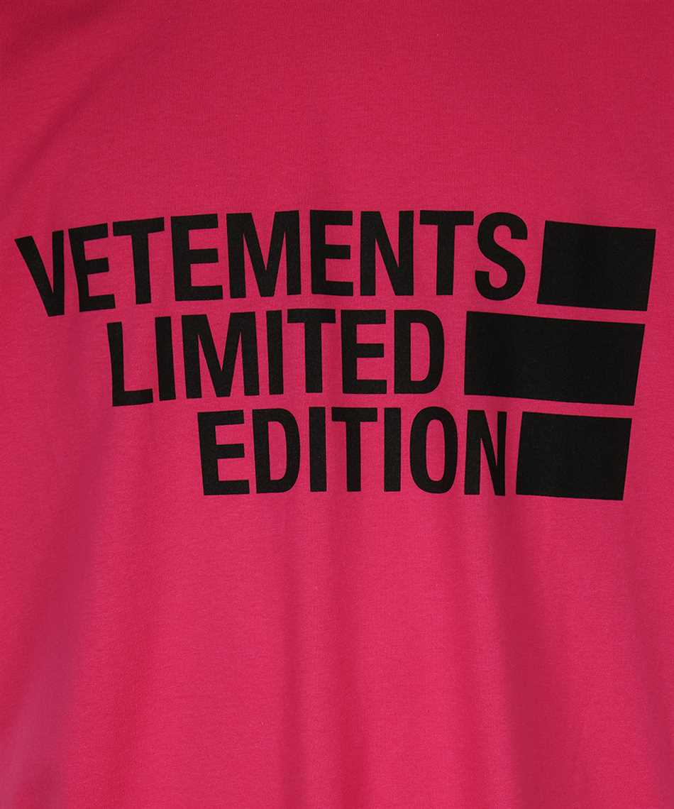 Vetements UE51TR810P BIG LOGO LIMITED EDITION T-shirt Pink