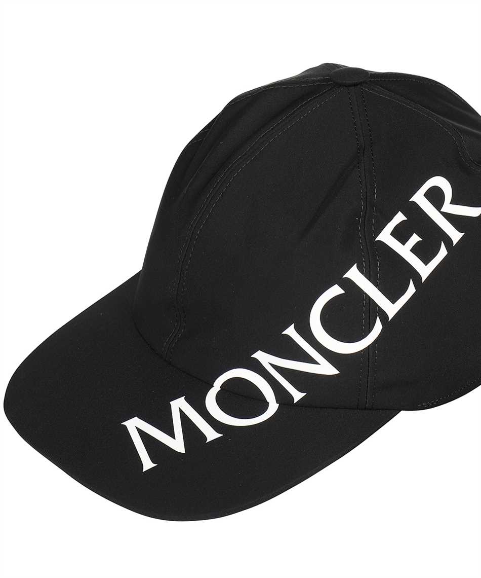 Moncler 3B000.25 539DK BASEBALL Cappello Nero