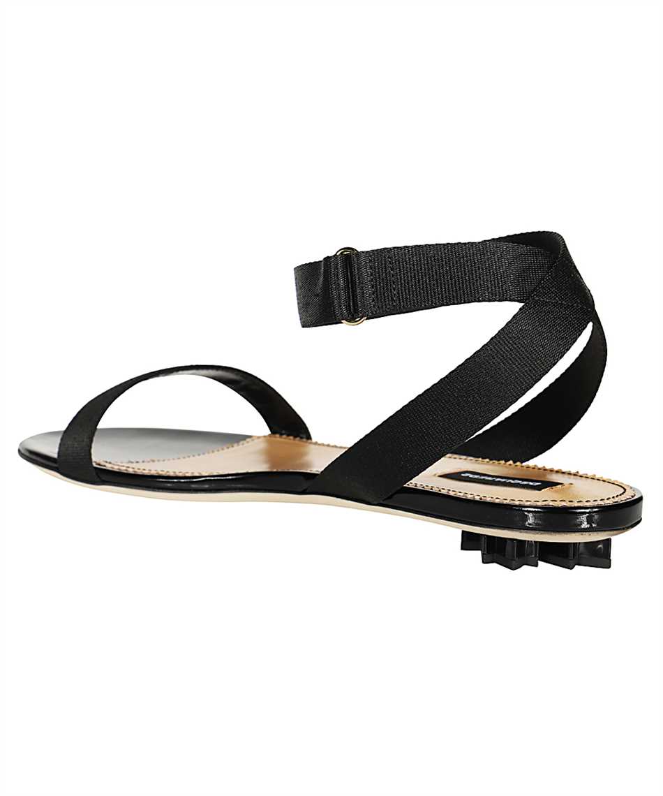 dsquared flat sandals