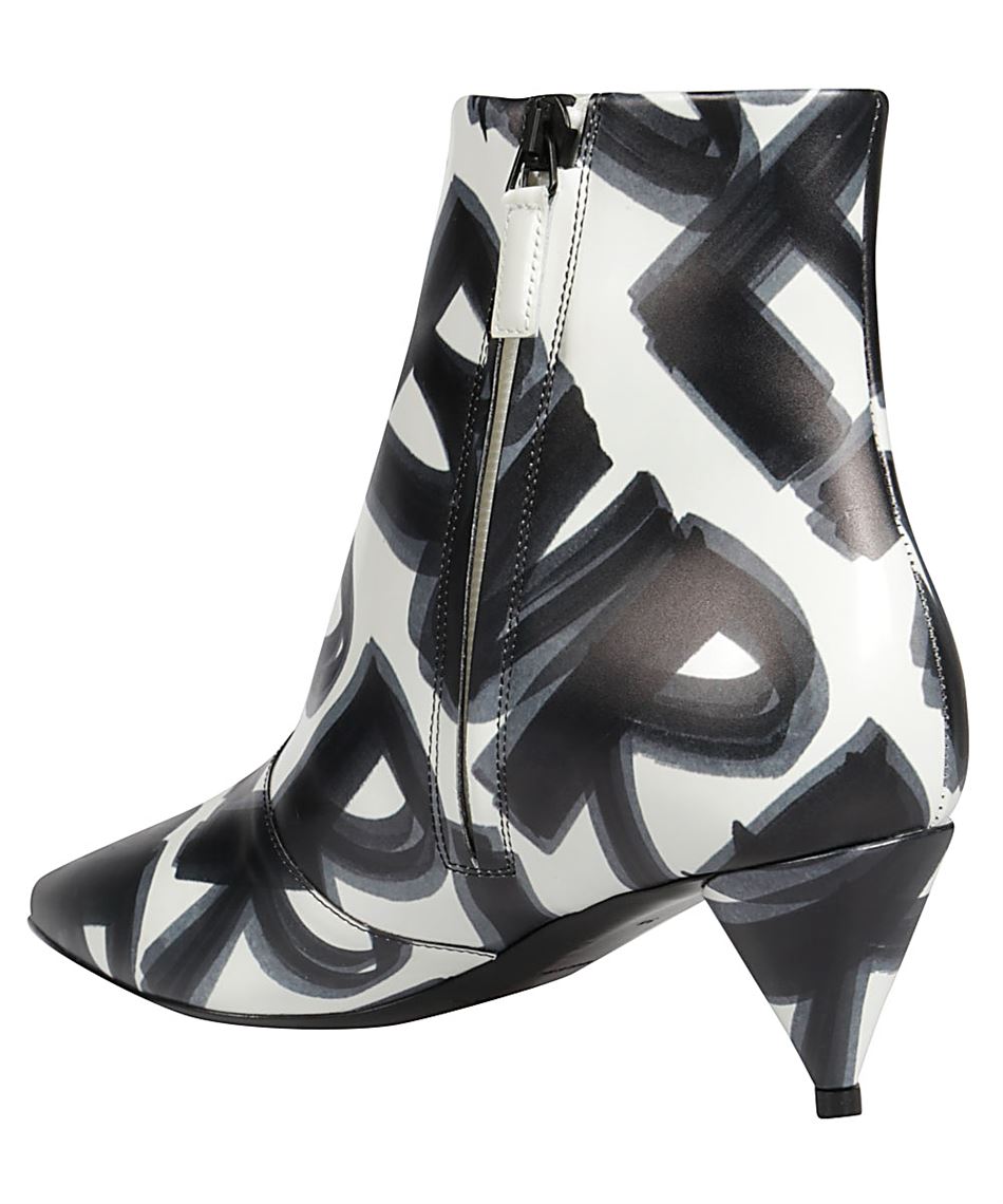 burberry boots black