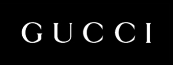 <p>„Gucci wurde 1921 in Florenz gegründet und ist eine der weltweit führenden Luxusmodemarken mit einem renommierten Ruf für Kreativität, Innovation und italienische Handwerkskunst.</p>

<p>Gucci ist Teil der Kering Group, einem weltweit führenden Anbieter von Bekleidung und Accessoires, der ein Portfolio leistungsstarker Luxus-, Sport- und Lifestyle-Marken besitzt.</p>

<p>Weitere Informationen zu Gucci finden Sie unter www.gucci.com. “</p>
