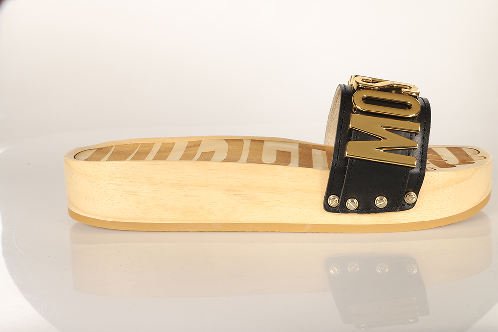 Moschino MA28314Z1O MULE Slides